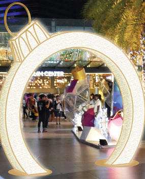Regal Walk Through Ornament
